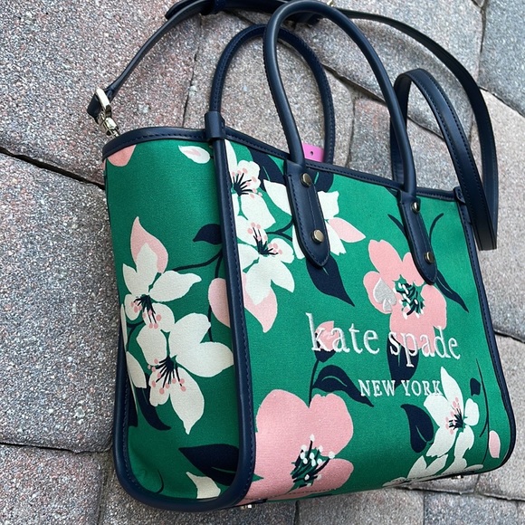 Kate Spade Lily Blooms Small Tote Crossbody Green Multi K7302 - Picture 2 of 16